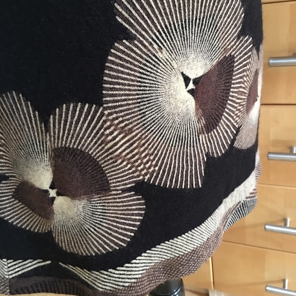 Yumi Dress Size 6 - Picture 7 of 8